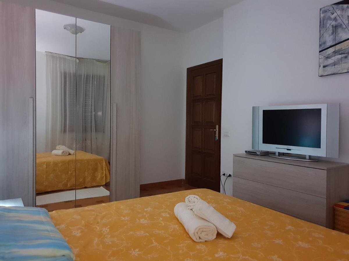 Viliam b&b Olbia Bagian luar foto